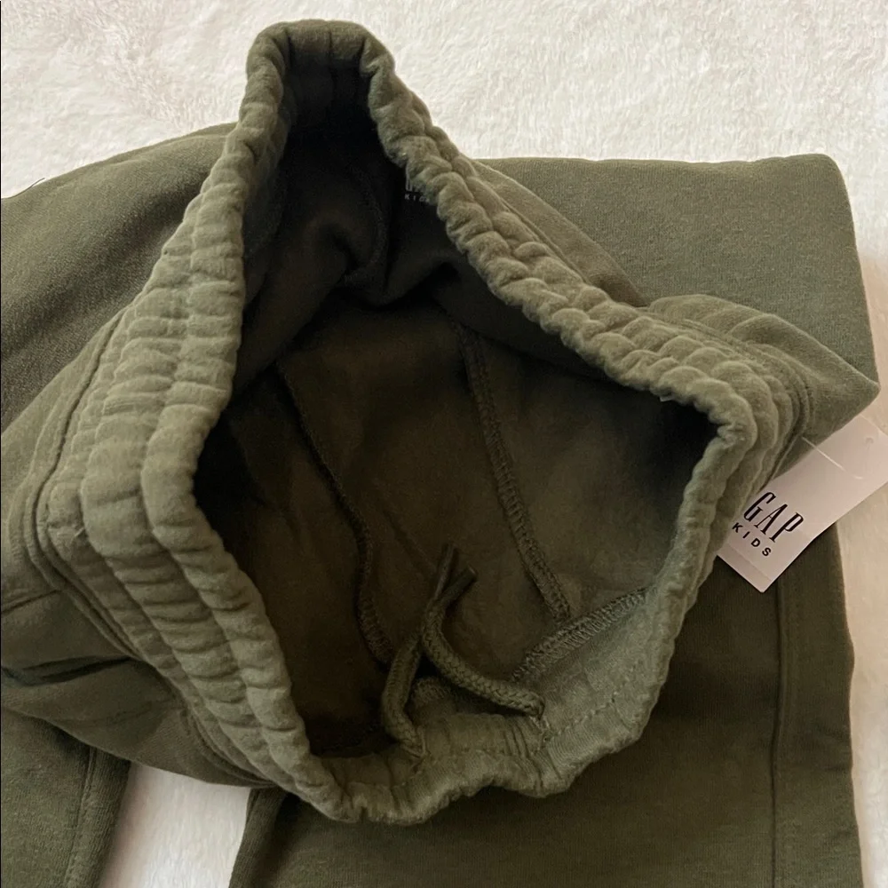 GAP Kids Soft Quarter Zip Pullover Sweatsuit NEW Size Small 6-7